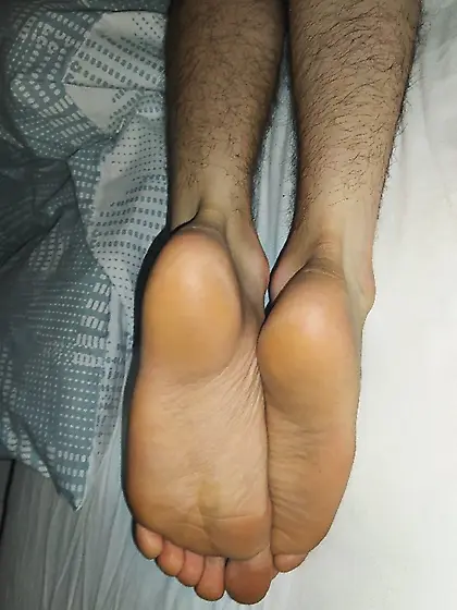 Teen twink soles exposed