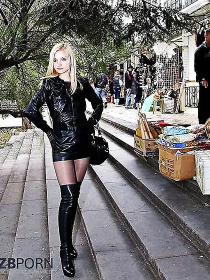 Fabulous real damsels wearing Leather and High High-Heeled Slipp