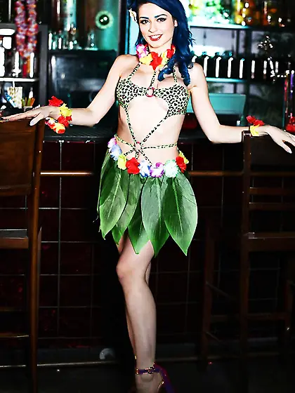 Beautiful dancer loves cock-sucking