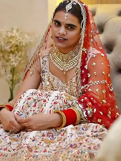 Hindu Housewife Photos