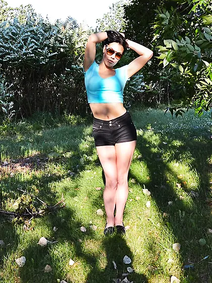 Desirable minx blue midriff