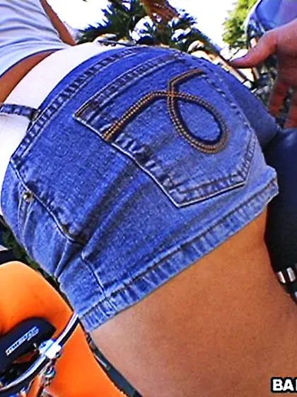 Big ass titty chicks