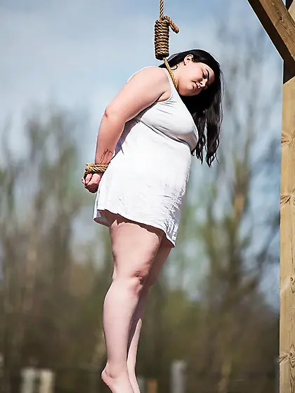 Fat Slut’s Agonizing End