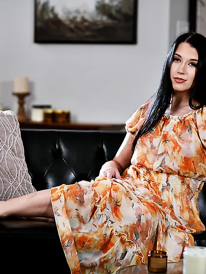 Alison Rey and Alex Coal licking passionately on the couch