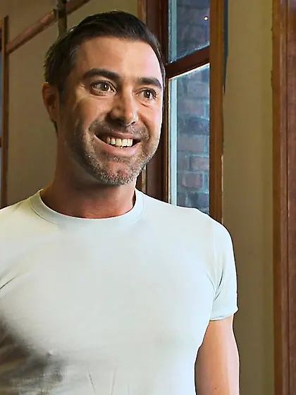 Red bearded master sucking