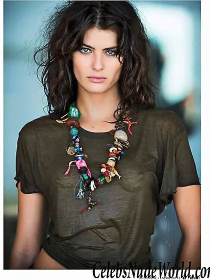 Topless pics of Isabeli Fontana