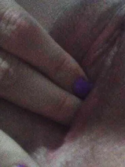 Que alternes su vagina con mi bocaQuiero lamer su