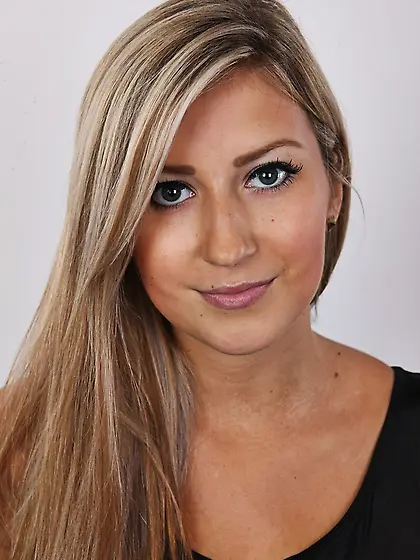 Beautiful bombshell teases alluring