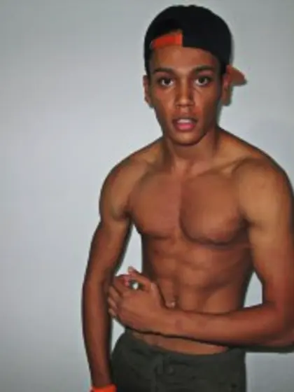 Brunette terry perform anal