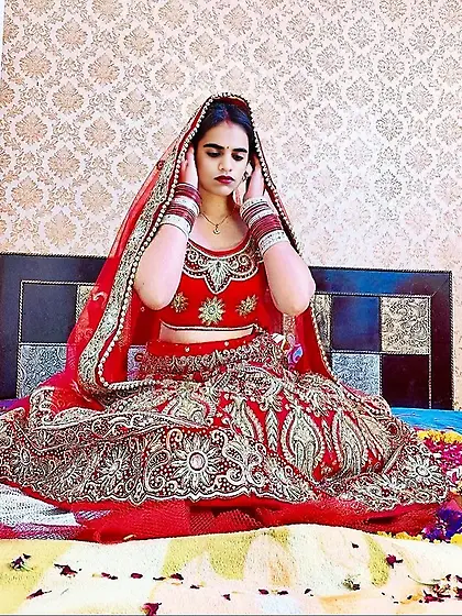 Hindu Housewife Photos