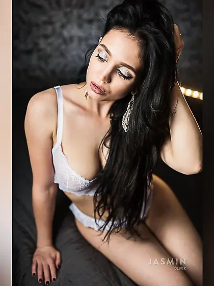 Petite big tit straight teen