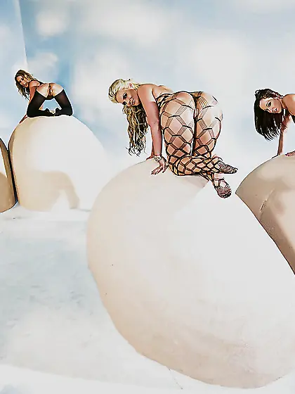 Wet kissing stockings