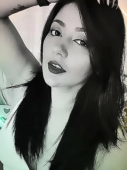 Laura Toro ✨ Free Photos