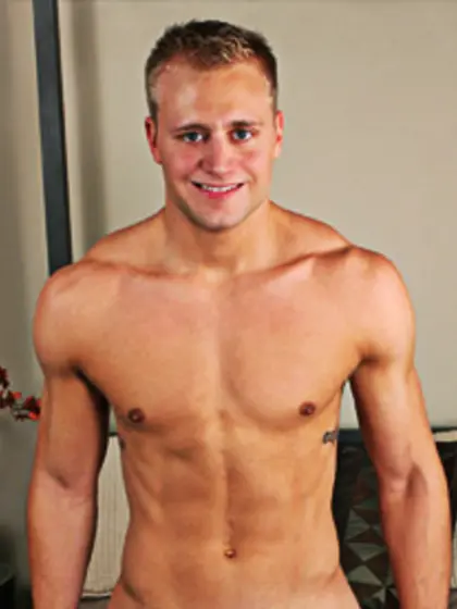 Men bodacious bods display