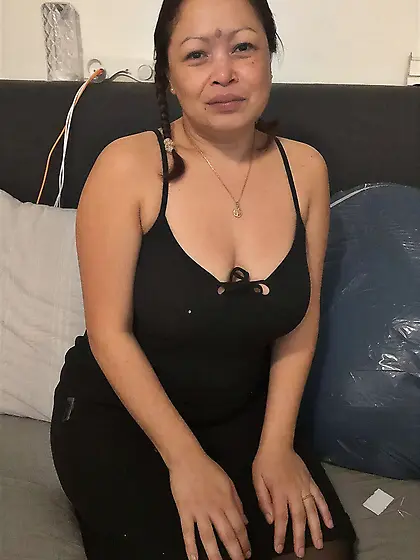 Vaiyarat - A Thai Prostitute From Denmark