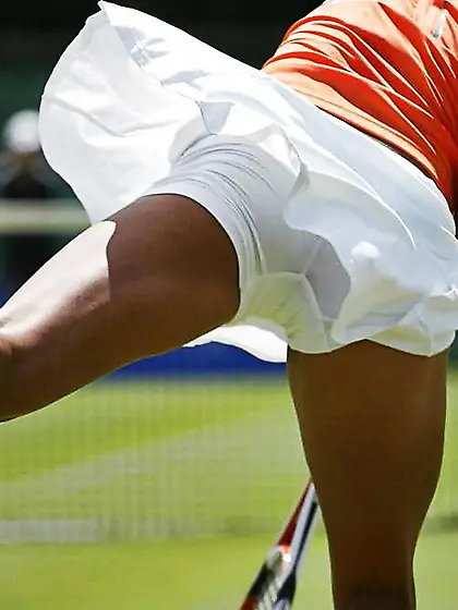 SPORT-NYMPHS voyeur undies upskirt candid