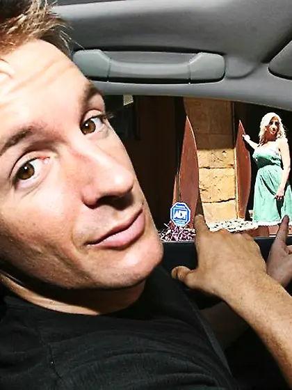 Regan Anthony takes her slutty green dress off and gets her fann