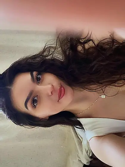 Karina Aubrey Feuti | Random Dumb Cunt from Reddit