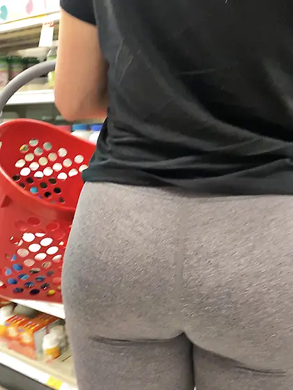 Brunette Goddess Spandex VTL Ass