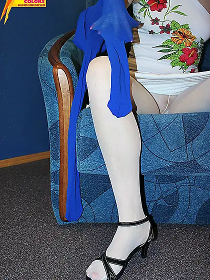 Three colors pantyhose play