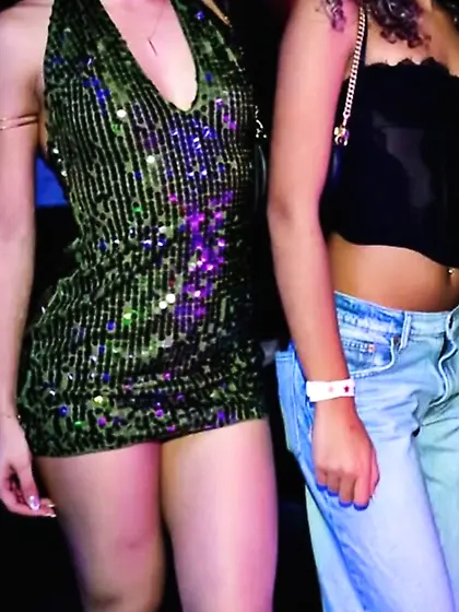 Live streaming girls