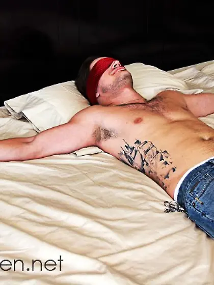 Erotically seducing cock-licious strength