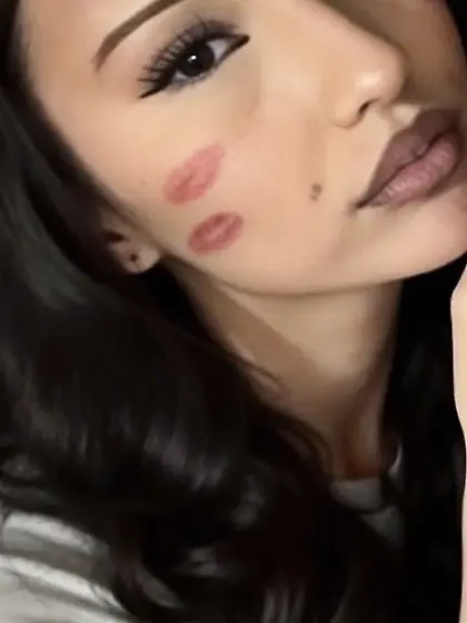 hi im enise feel free to tribute me and send me