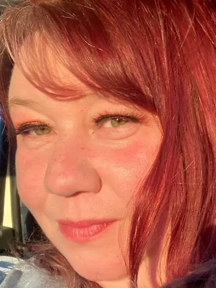 Missy has huge tits that she flashes at mardi gras