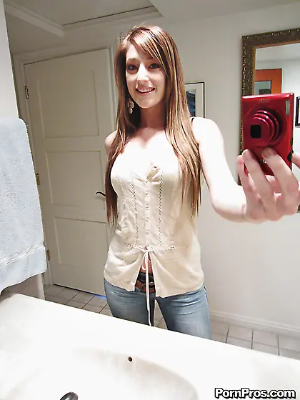 Stripping jeans teen