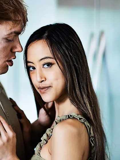 Passionate babe Alexia Anders gets her exotic pussy drilled