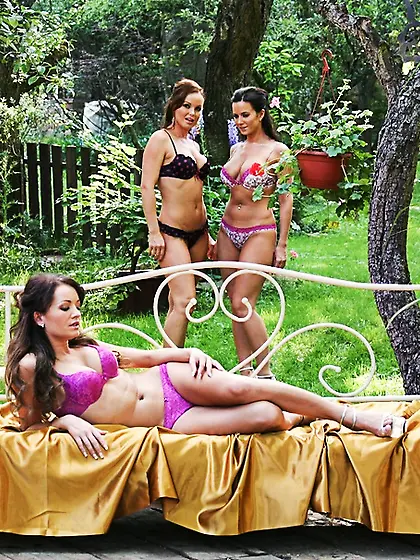 Hot brunettes steamy lesbian