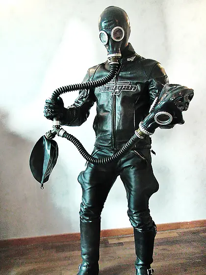 Ready to die with his bro