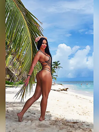 Bisexual girl squirt