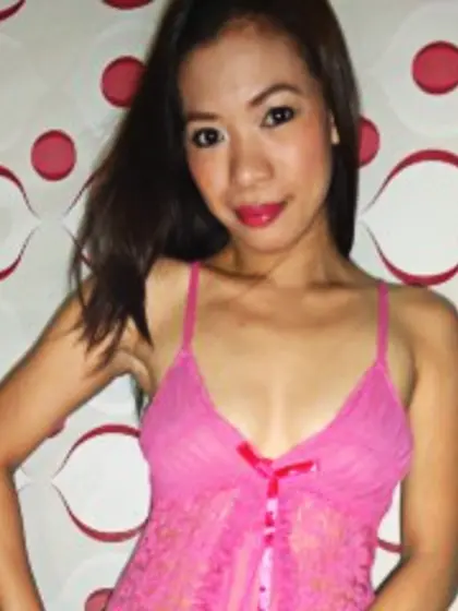 Brunette alex perform close