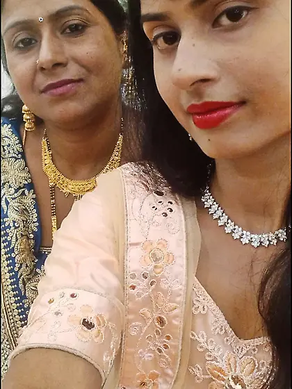 Shalu or uski ma juli devi randi