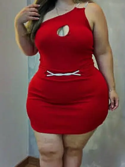 Curvy doll