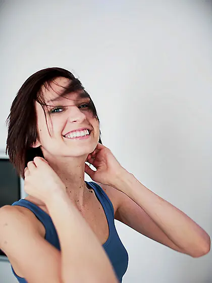 The redhead girl Kyra Steele feels great when her mouth is on th