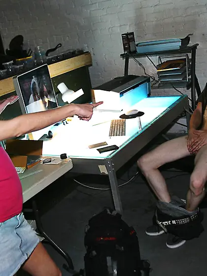 Guy enjoys watching the lewd teen Kelly Klass suck and fuck the