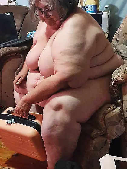 more supersize fat fuck pig me