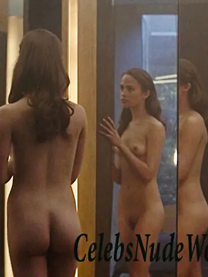 Alicia Vikander nude pics