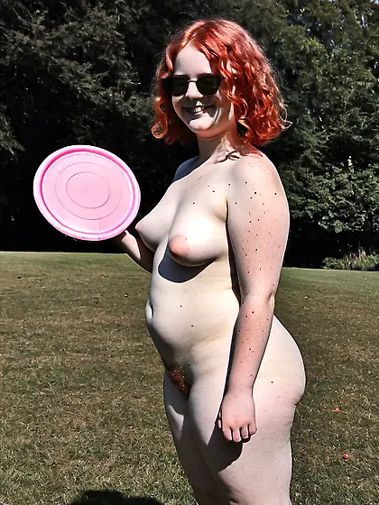 Frisbee Girl