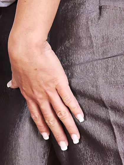 Attractive blonde Bibi Fox with bald pussy gets filled with two