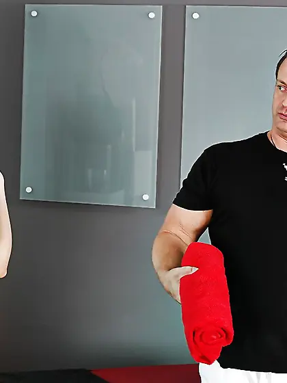 Naked busty chick receives cum on her pussy after hot sex massag