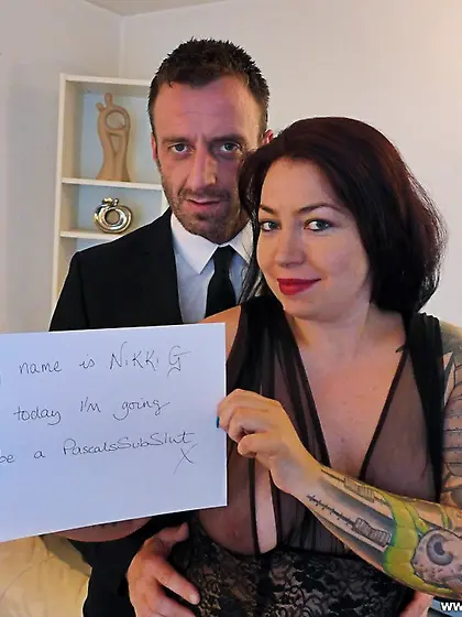 Plump brunette big tits