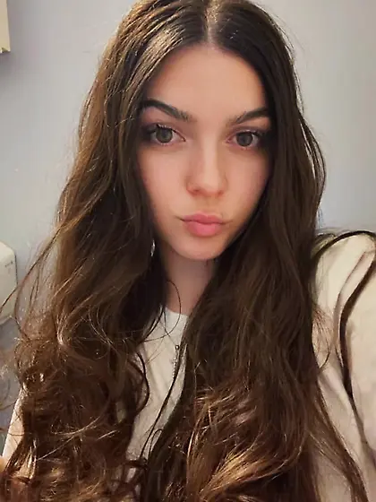 Karina Aubrey Feuti | Random Dumb Cunt from Reddit