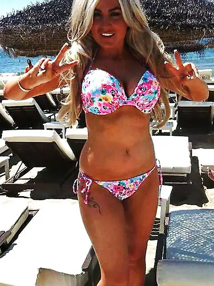 Facebook Fucksluts- Kate