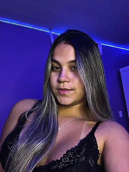 Bikini girls social media