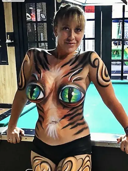 MILF Shaye once loved getting naked in public