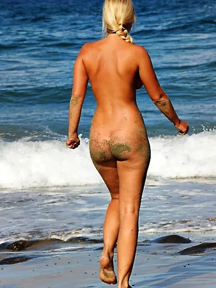 Blonde anonymous actress modelling bikinis