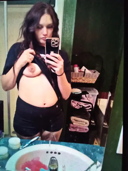 Would you buy her nudes?